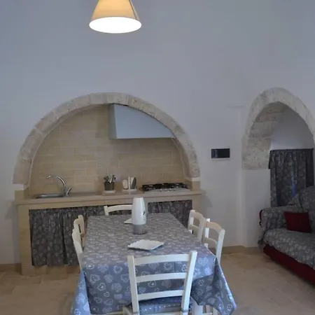 Trulli Del Maestro * Cisternino